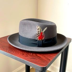 Capas design packable hat